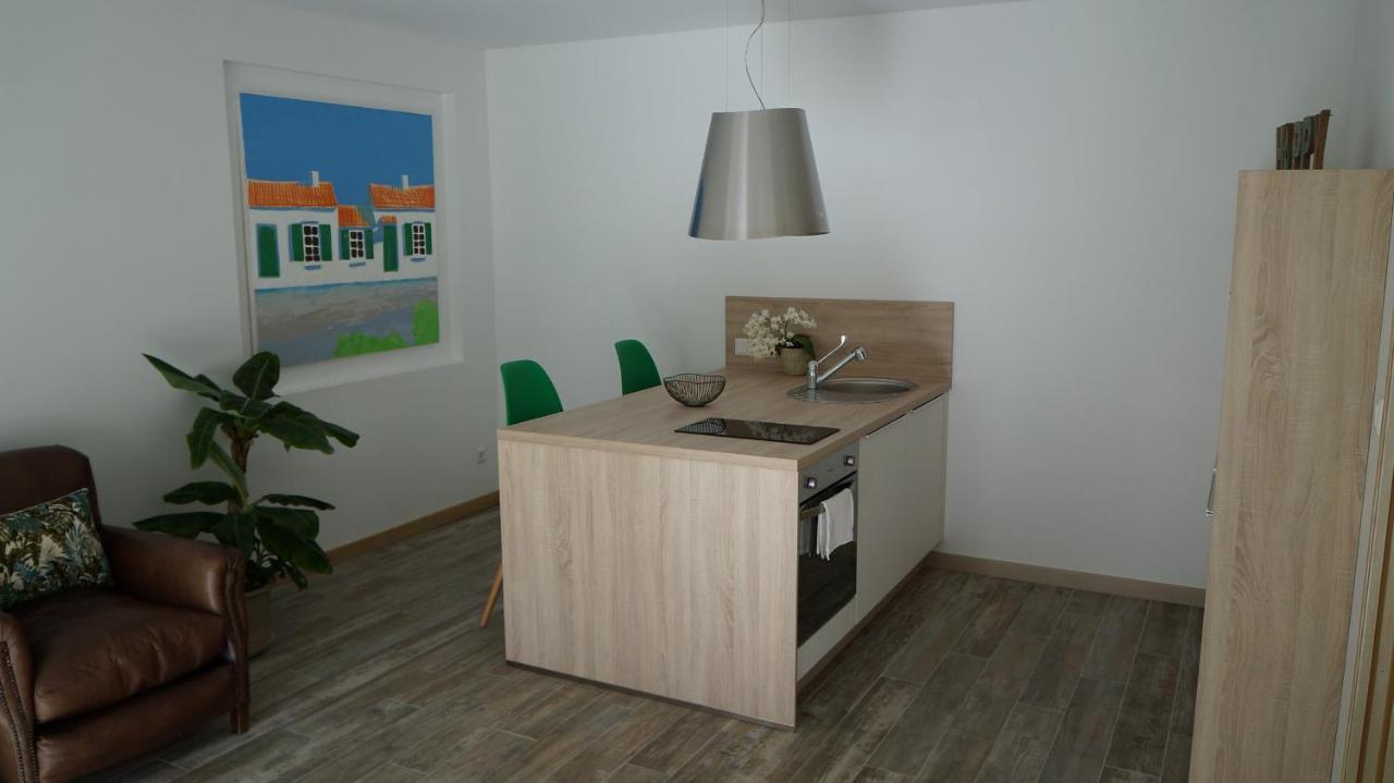 Les Palmiers - Vacation Home Saint-Xandre Exterior photo